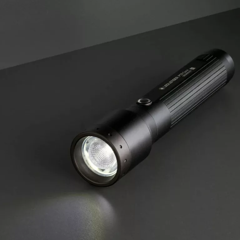 LED Lenser P7R Core