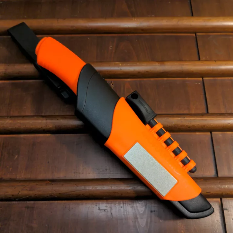 Morakniv 12051 Bushcraft Survival Stainless Steel orange