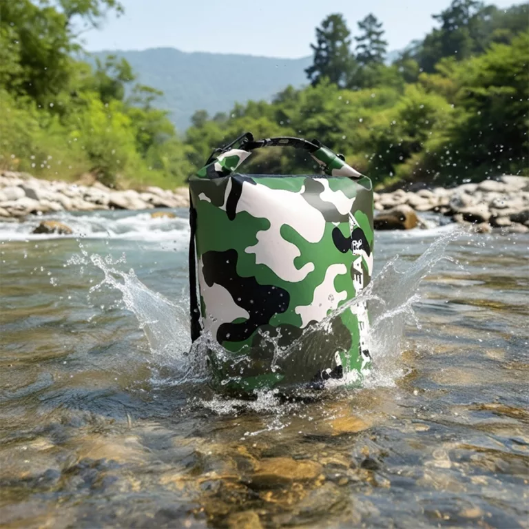 Hypergear Adventure Dry Bag 20L camou green delta