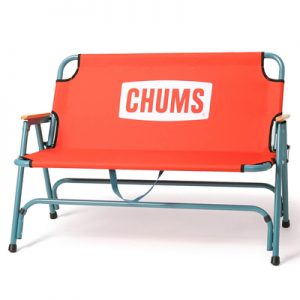 Chums Back with Bench paprika red blue gray