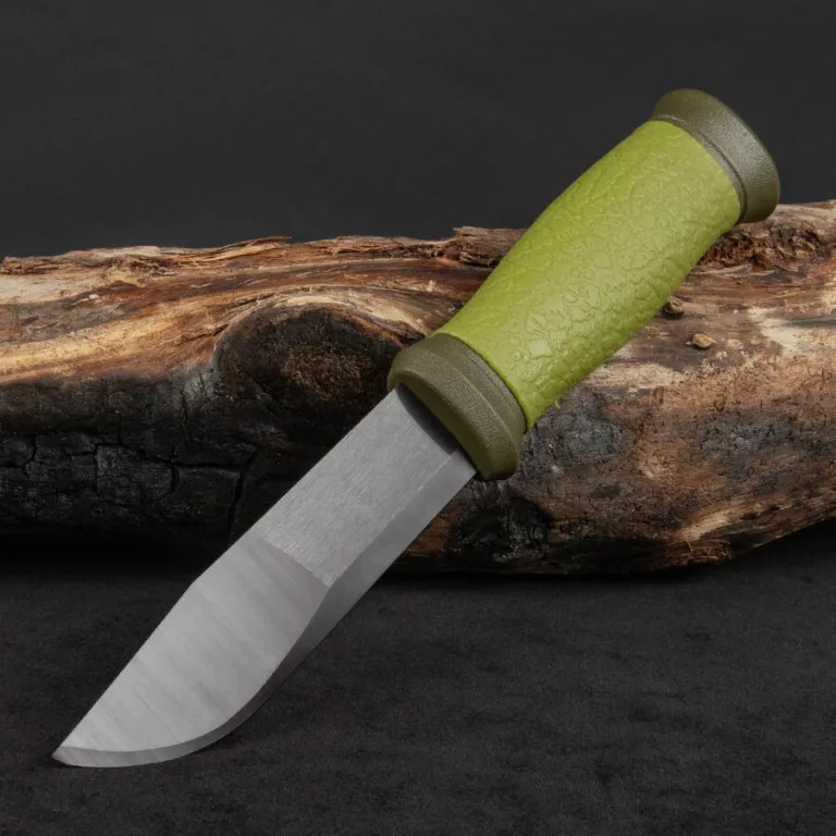 Morakniv 14793 Mora 2000 S Black Edition Bushcraft Knife green